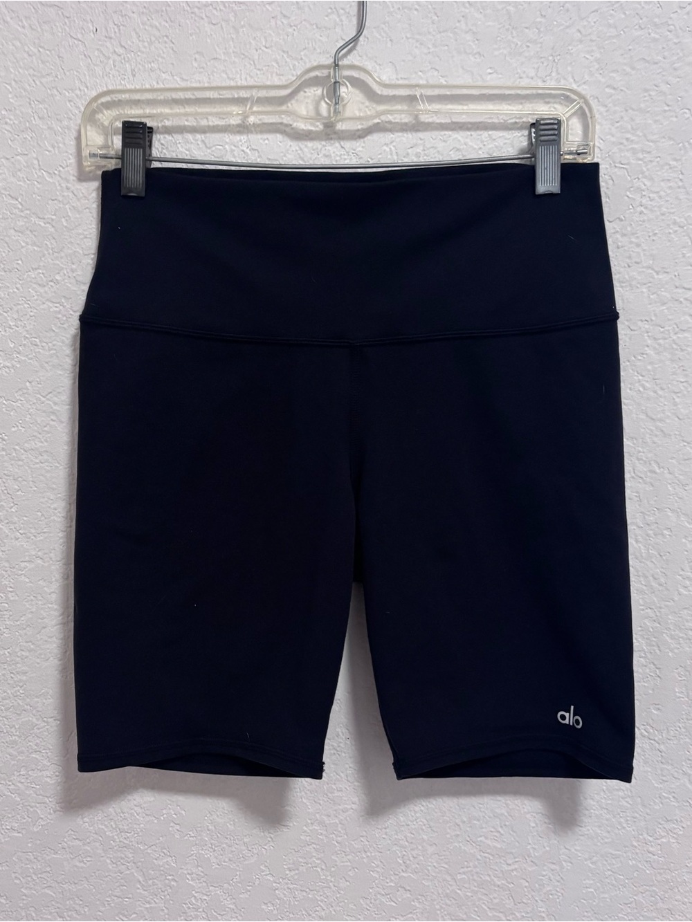 ALO yoga biker shorts